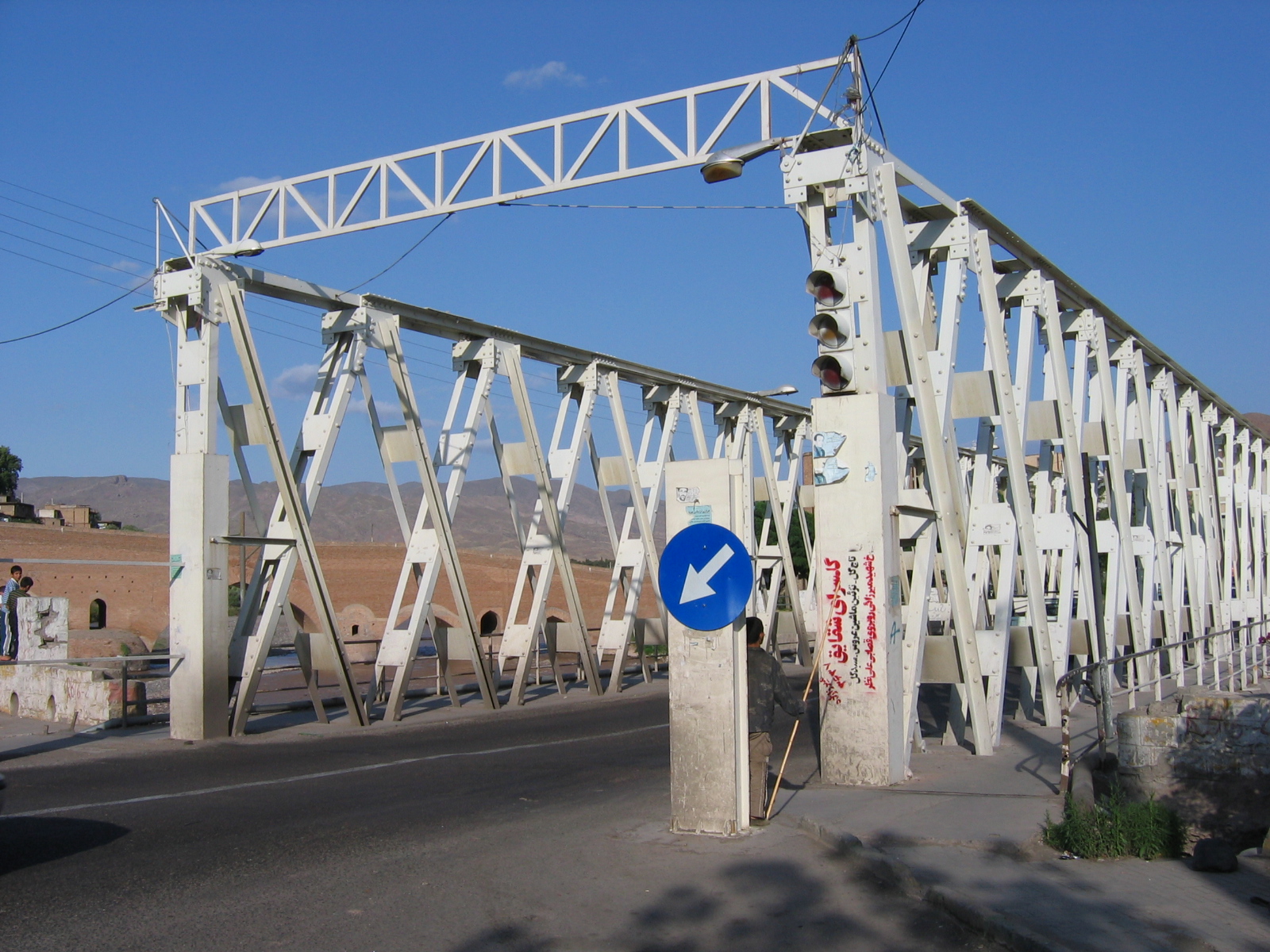 Loshan Bridge 